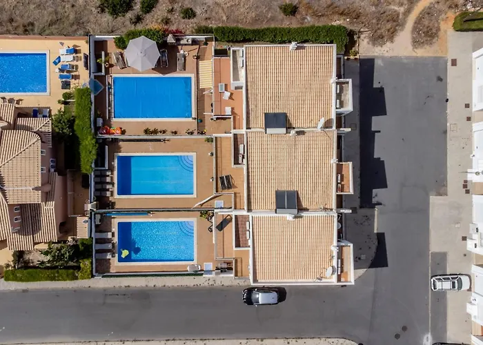 Willa Feliz Algarve With Private Pool - Sao Rafael Albufeira