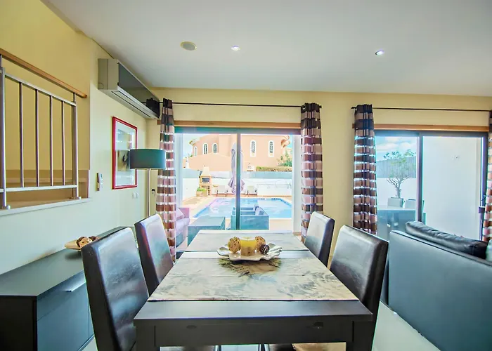 Willa Feliz Algarve With Private Pool - Sao Rafael Albufeira