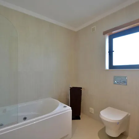 Feliz Algarve With Private Pool - Sao Rafael Villa Albufeira